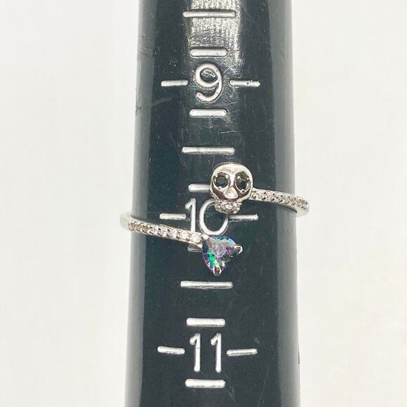 Size 10 925 Open Skull and Rainbow Topaz Heart Ring - Picture 9 of 11